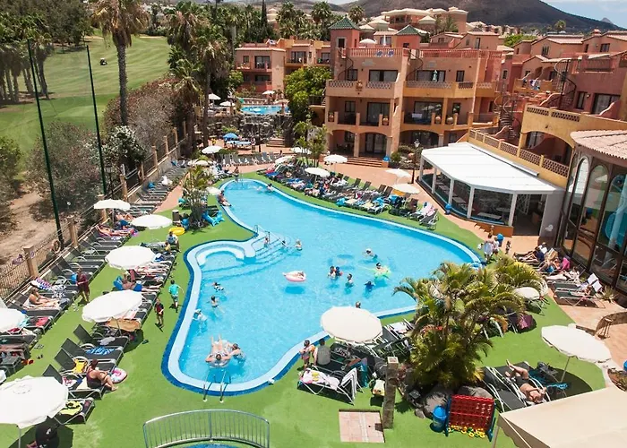 Mandi Golf Отель